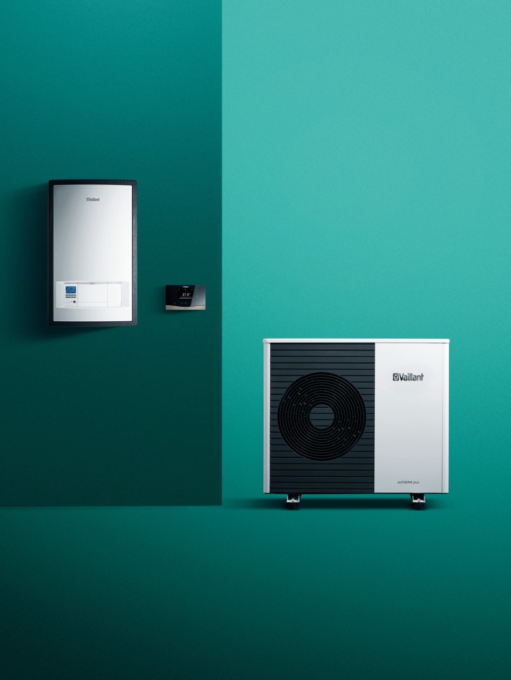 Air To Water Heat Pump System Arotherm Plus Vaillant